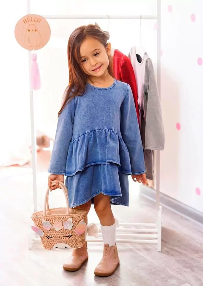Jednoduché šaty JEDNOFAREBNÉ, točivé RIFLOVÉ/ červené č.92 až 140