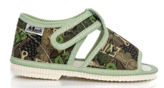 PAPUČKY SLOVENSKÉ veľké čísla s otvorenou špičkou č.35, č.36 MANIK- NAZO zelené s nástrojmi extreme