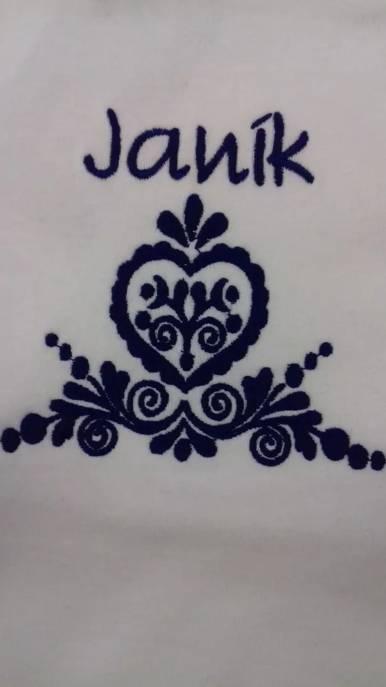 Podbradník Folklórny vzor- s menom