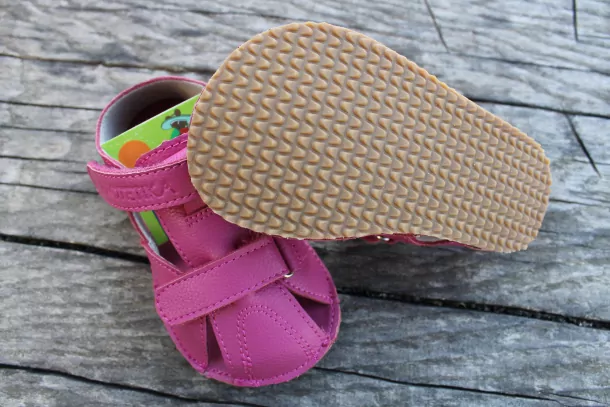 PROTETIKA ZERO FUXIA PREZUVKY č.22,31,32 BAREFOOT PAPUČKY / TOPÁNOČKY 