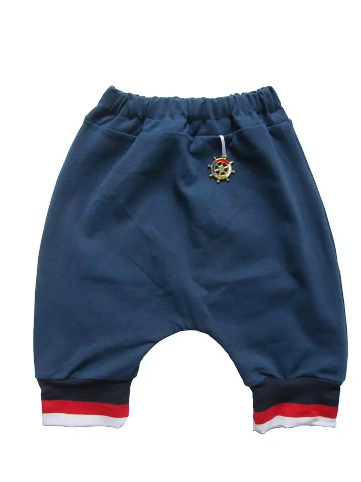 Pudláky s kotvičkou Slovenské - červené krátke