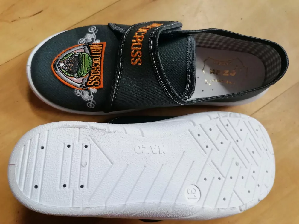 NAZO plátenky HARLEY, suchý zips šedé č.31,32,33,34,35,36