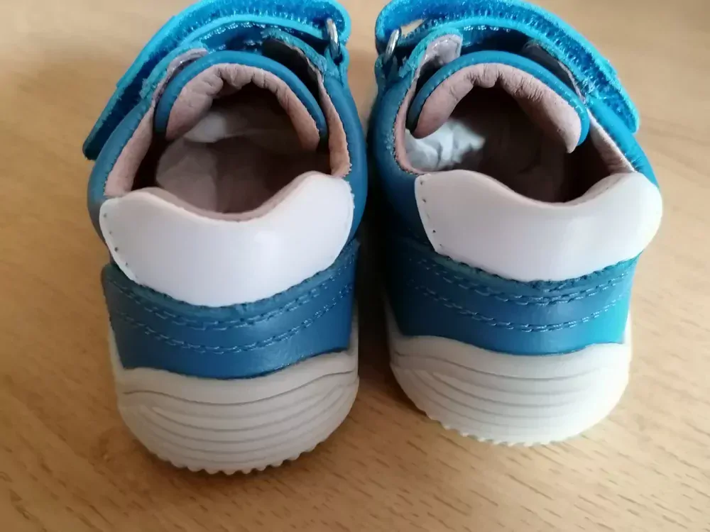 PROTETIKA LAUREN BLUE č.20 JESEŇ BAREFOOT