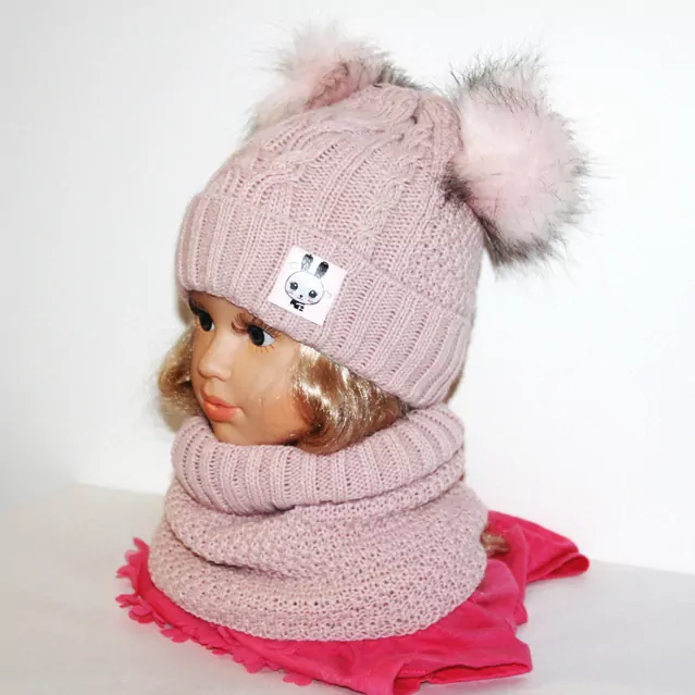 Zimná čiapka pletená s dvoma brmbolcami ZAJAČIK 1-4ROKY