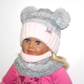 Zimná čiapka pletená s dvoma brmbolcami SMILE 1-2 ROKY