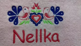 Uterák s výšivkou a s vami zvoleným menom menom 30x50 cm